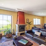 Βίλα Luxury Classic Villa With Private Pool - Bom Jesus